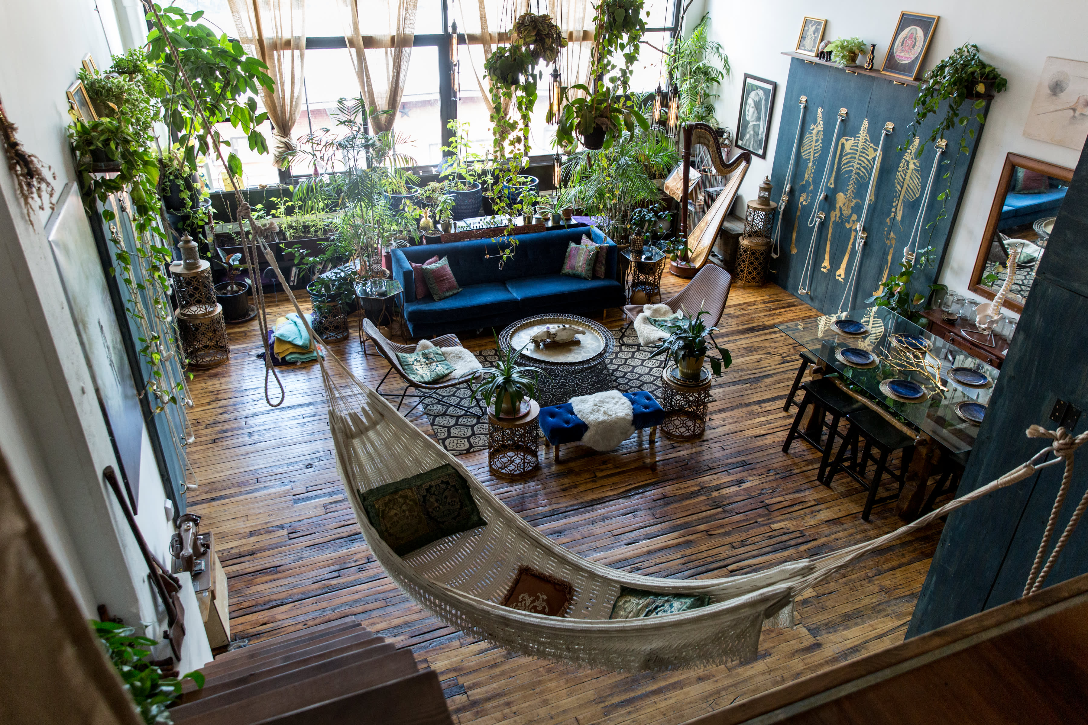 Brooklyn Home Tour A PlantFilled Red Hook Loft Apartment Therapy